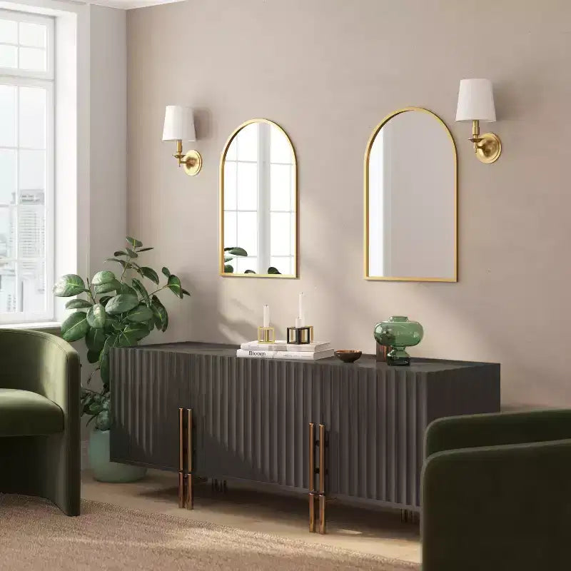 Merrick Lane Arched Metal Framed Wall Mirror for Entryways, Dining Rooms, and Living Rooms