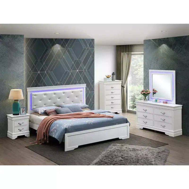 Lorana Queen Panel Bed